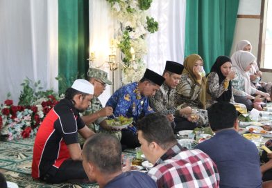 Perayaan Maulid Nabi MTsN 1 Aceh Timur Dihadiri Wakil Bupati dan Anggota DPRA Perayaan Maulid Nabi MTsN 1 Aceh Timur Dihadiri Wakil Bupati dan Anggota DPRA